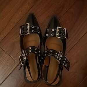 Stylish Black Buckle Flats